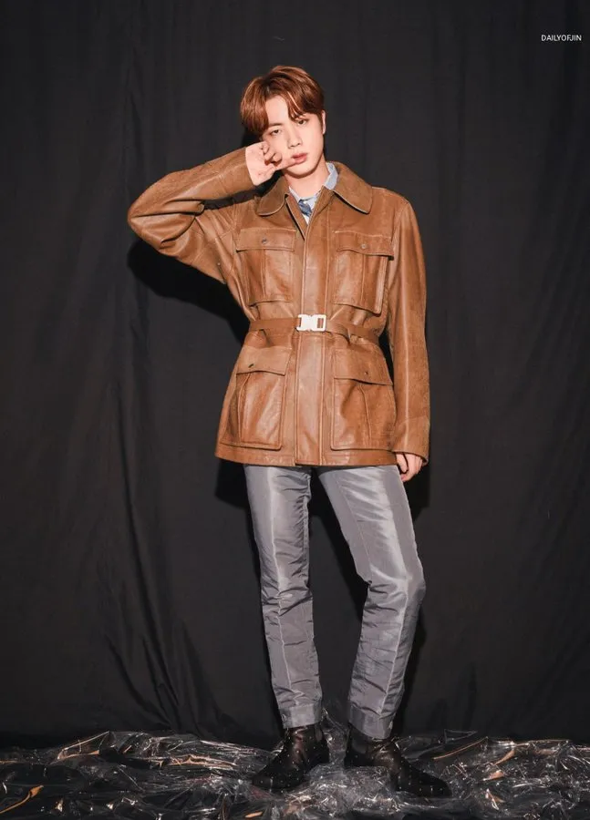 JIN`S CLASSIC BROWN LEATHER JACKET