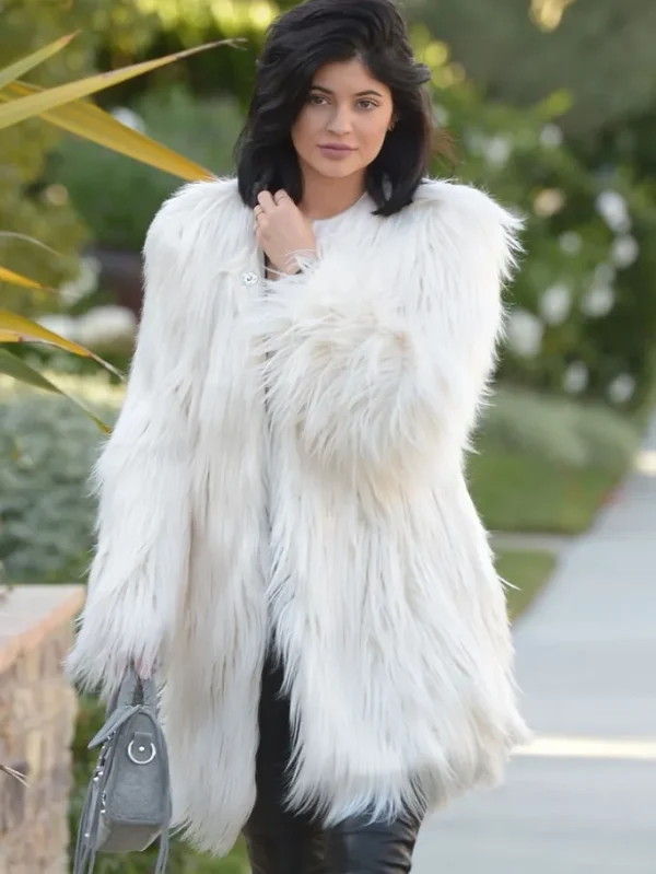 Kylie Jenner Faux Fur Coat White Wind