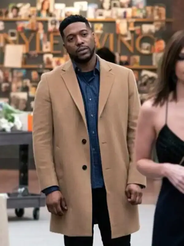 New Amsterdam Dr Floyd Reynolds Coat