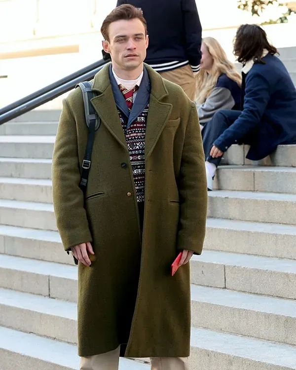 Max Wolfe TV-Series Gossip Girl S02 Thomas Doherty Green Coat