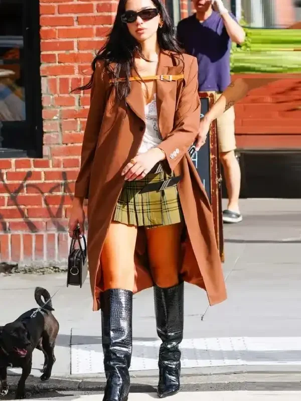 Model Dua Lipa Brown Wool Coat