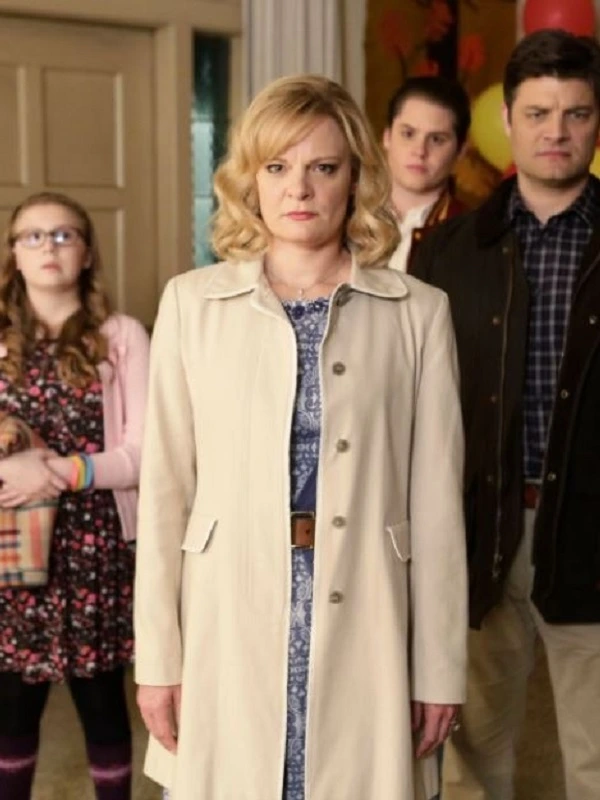 Martha Plimpton The Real O'Neals Eileen O'Neal Coat